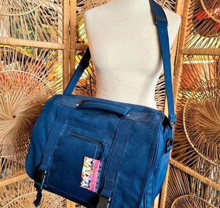 Vintage 90's Messenger Bag - Yatva
