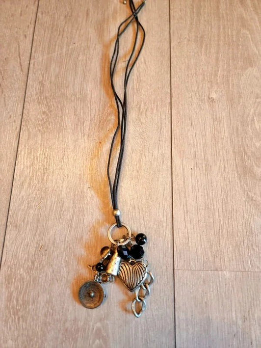 Vintage 90's Necklace - Yatva