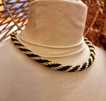 Vintage 90's Necklace - Yatva