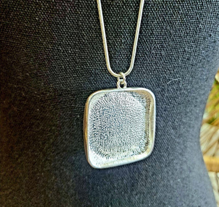 Vintage 90's Necklace - Yatva