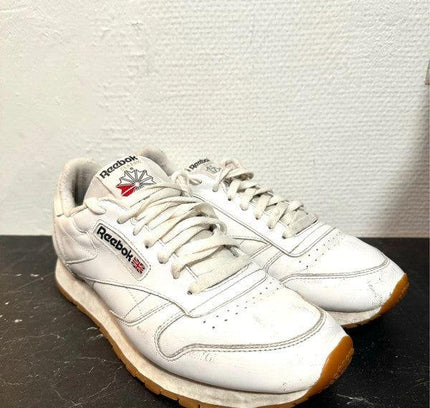 Vintage 90s Reebok Classic Shoes - Yatva