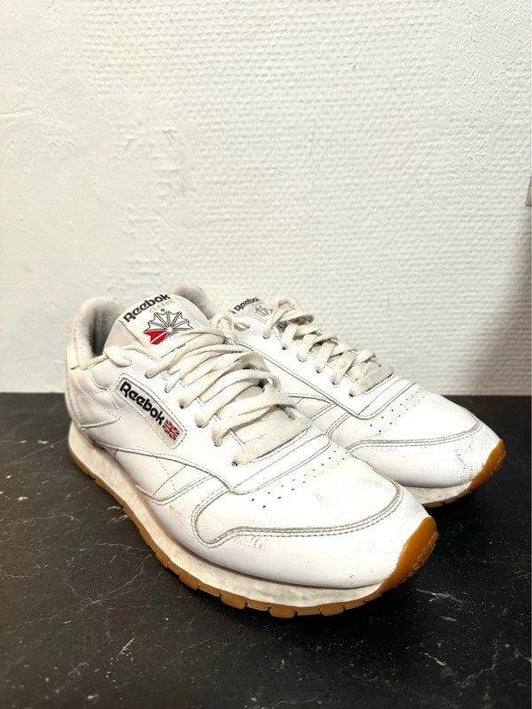 Vintage 90s Reebok Classic Shoes - Yatva
