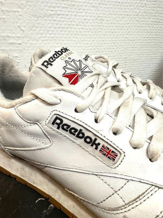 Vintage 90s Reebok Classic Shoes - Yatva