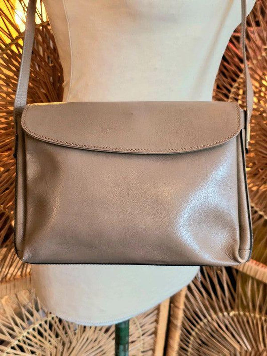 Vintage 90's Shoulder Bag - Yatva