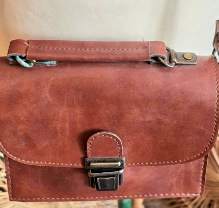 Vintage 90's Shoulder Bag - Yatva