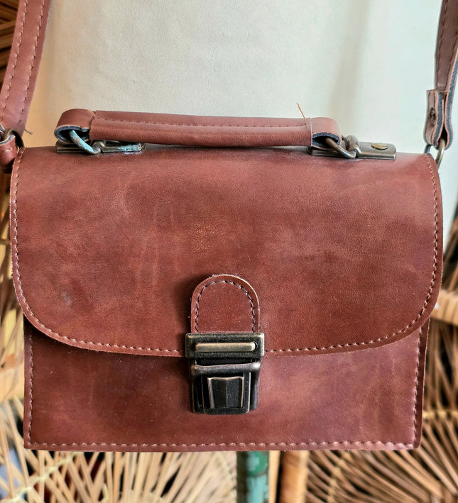 Vintage 90's Shoulder Bag - Yatva
