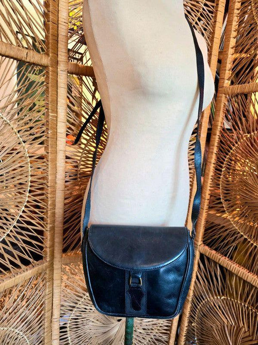 Vintage 90's Shoulder Bag - Yatva