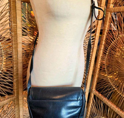 Vintage 90's Shoulder Bag - Yatva