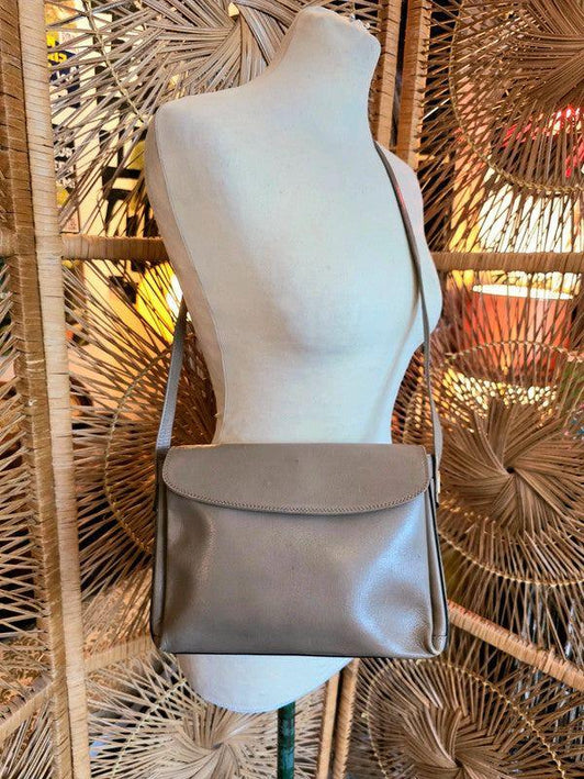 Vintage 90's Shoulder Bag - Yatva