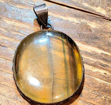 Vintage 90's Silver Pendant - Yatva