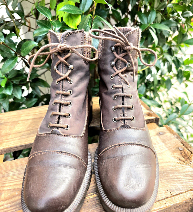 Vintage 90's Tamaris Ankle Boots - Yatva