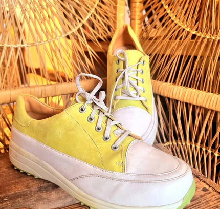 Vintage 90s Trainers - Yatva