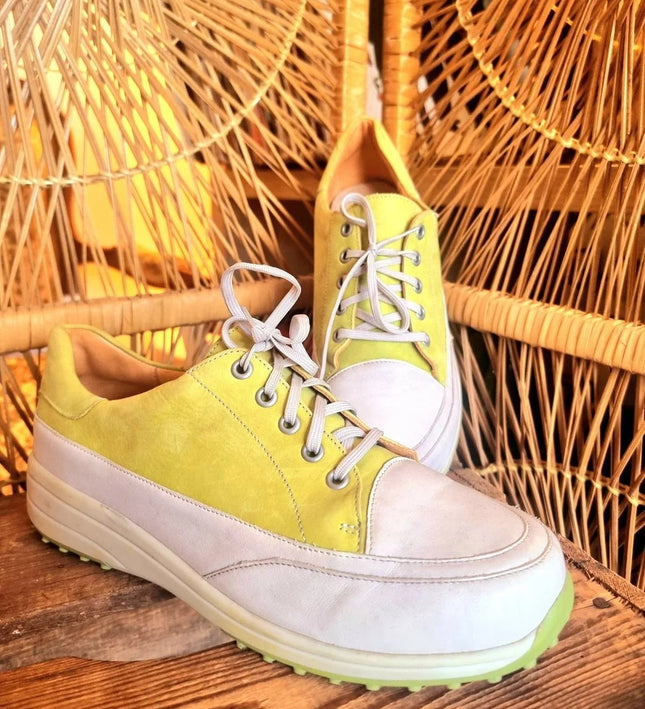 Vintage 90s Trainers - Yatva
