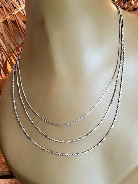 Vintage 90's Triple Strand Chain Necklace - Yatva