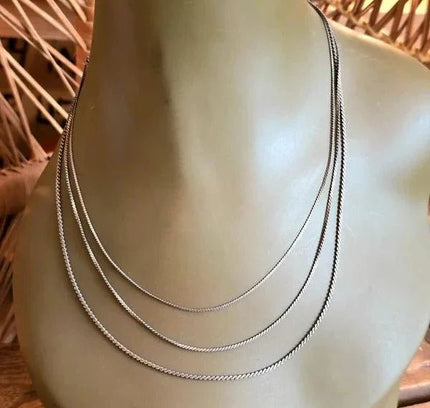 Vintage 90's Triple Strand Chain Necklace - Yatva