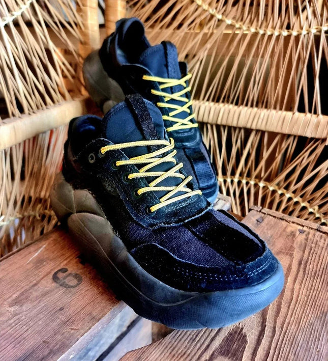 Vintage 90s Ugg LA Cloud Low Shoes - Yatva
