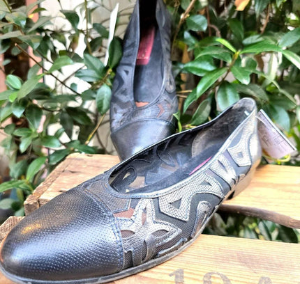 Vintage 90's Van de Poel van Ruth Slip On Shoes - Yatva