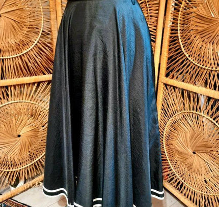Vintage 90's Vera Mont Skirt - Yatva