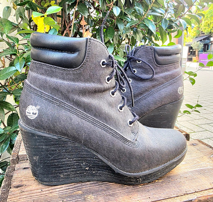 Vintage 90's / Y2K Timberland Wedge Ankle Boots - Yatva
