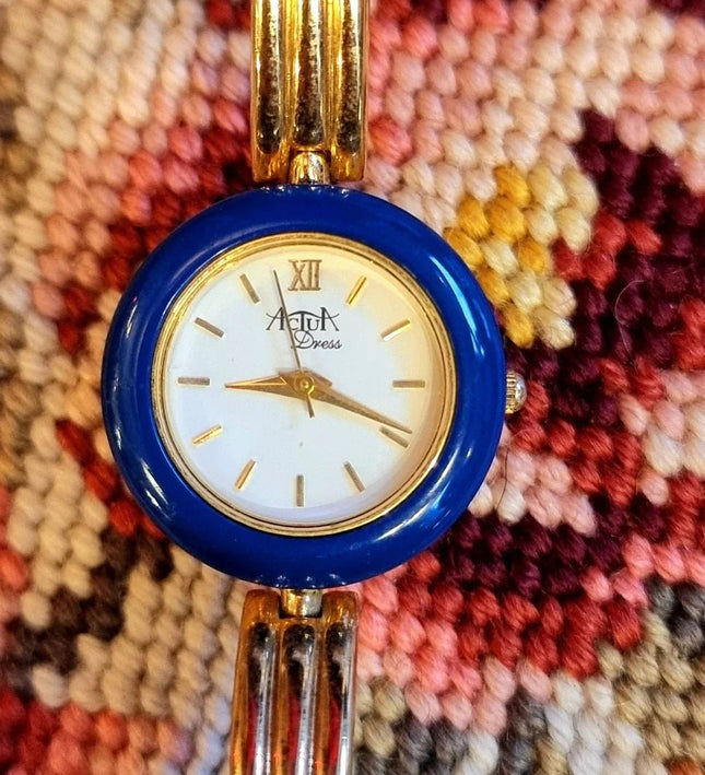 Vintage Actua Watch - Yatva
