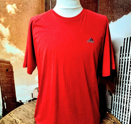 Vintage Adidas T-shirt - Yatva