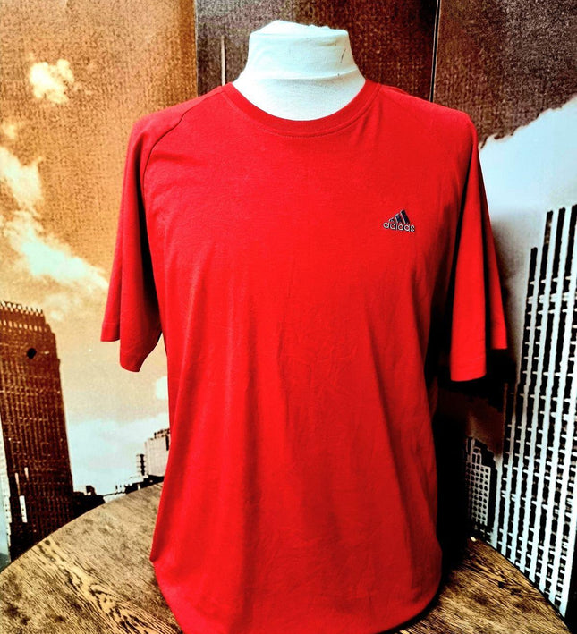 Vintage Adidas T-shirt - Yatva
