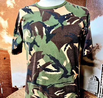 Vintage Army Camouflage T-shirt - Yatva
