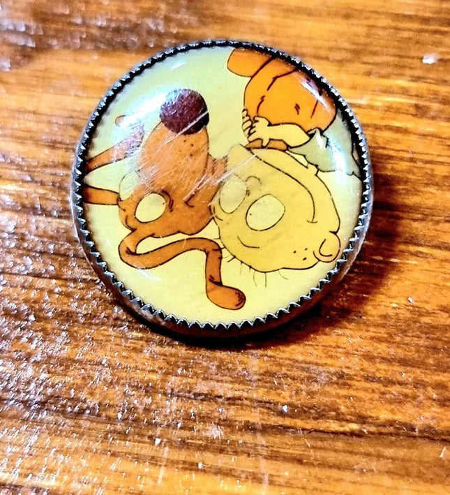 Vintage Art Button - Yatva