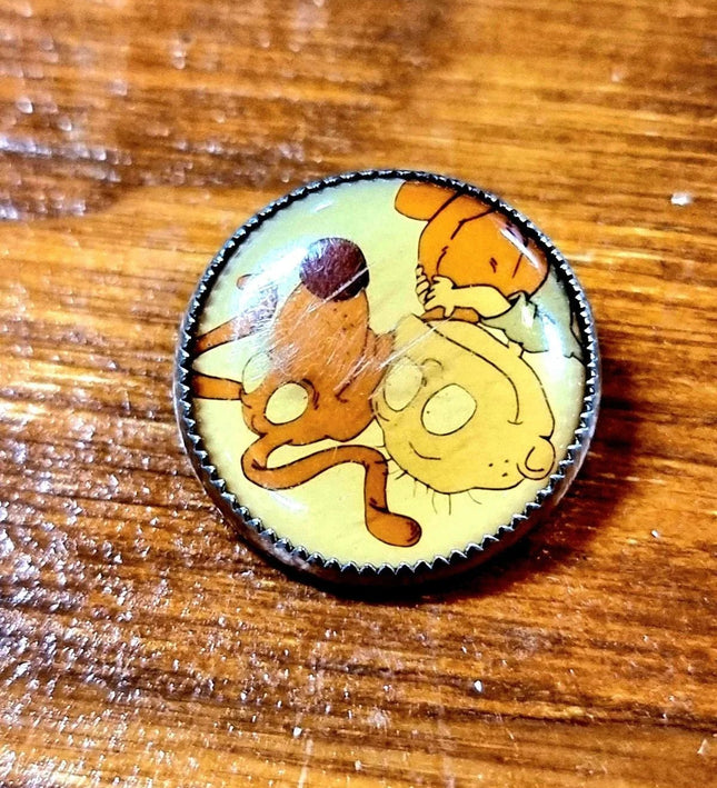 Vintage Art Button - Yatva