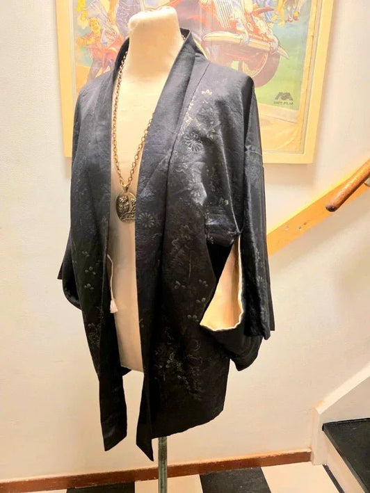 Vintage Authentic Kimono - Yatva