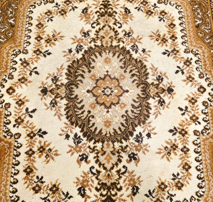 Vintage Beautiful Traditional Medallion Area Rug - Yatva