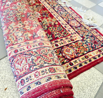 Vintage Belgian Wool Rug - Traditional Red Persian Pattern (115x185 cm) - Yatva