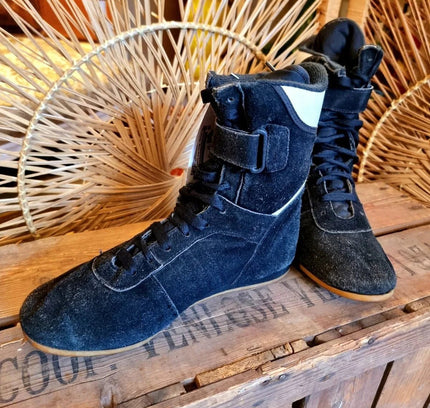 Vintage Best Angel Boxing Boot - Yatva