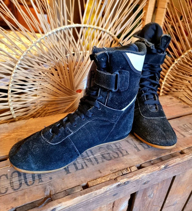 Vintage Best Angel Boxing Boot - Yatva