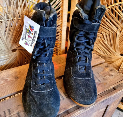 Vintage Best Angel Boxing Boot - Yatva