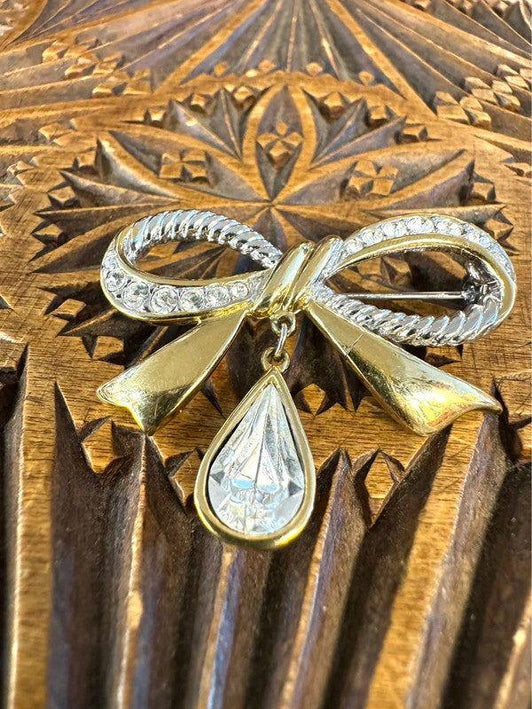 Vintage Bow Brooch - Yatva