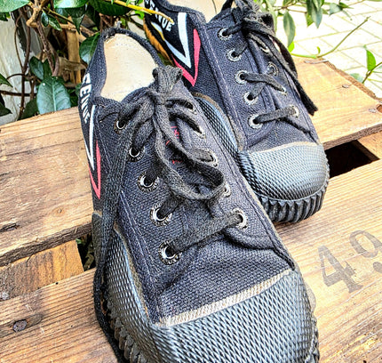 Vintage Brand New 70´s / 80´s Feiyue Martial Art Shoes - Yatva