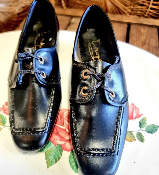 Vintage Brand New 70s Brogue Shoes - Yatva