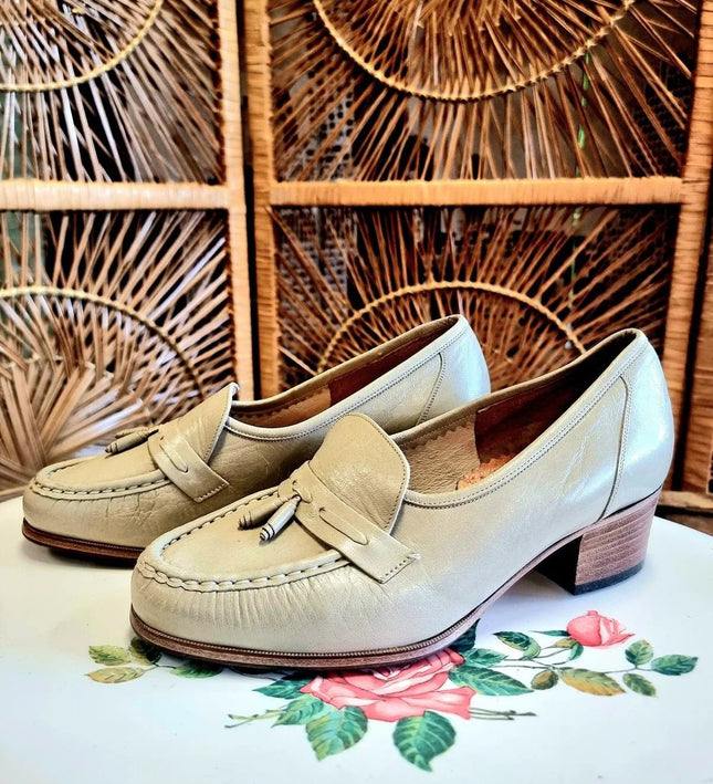 Vintage Brand New 70's Durea Brogue Shoes - Yatva