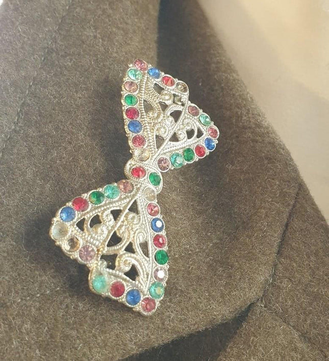 Vintage Brooch - Yatva