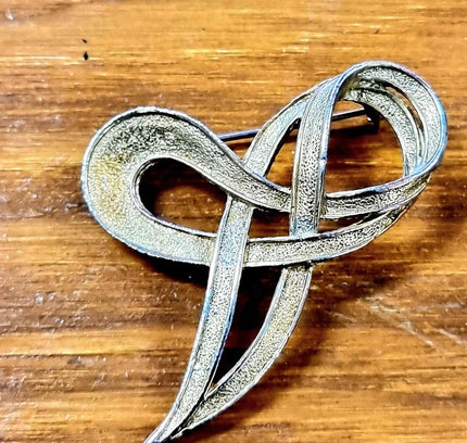 Vintage Brooch - Yatva