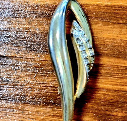 Vintage Brooch - Yatva