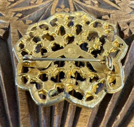 Vintage Brooch - Yatva
