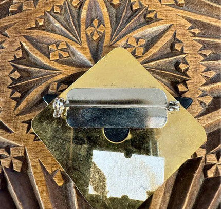 Vintage Brooch - Yatva
