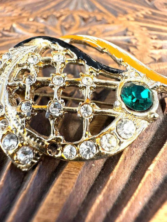 Vintage Brooche - Yatva