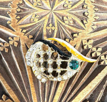 Vintage Brooche - Yatva