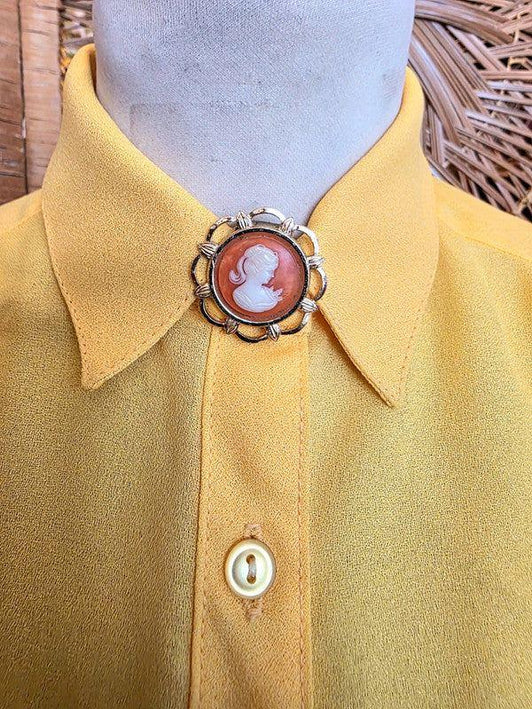 Vintage Cameo Scarf Clip - Yatva