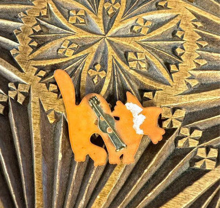 Vintage Cat Brooch - Yatva