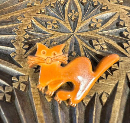 Vintage Cat Brooch - Yatva