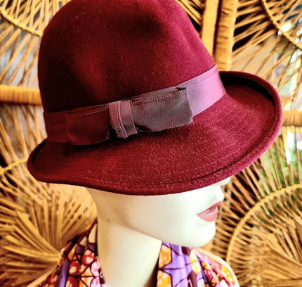 Vintage Chapeaux Barnett Hat - Yatva